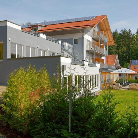 Wellnesshotel Deine Auszeit, Adults Only Achslach Εξωτερικό φωτογραφία