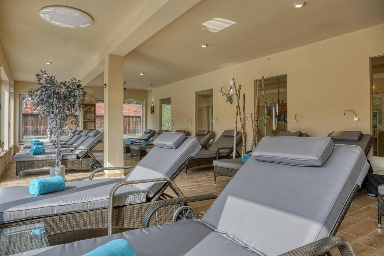 Wellnesshotel Deine Auszeit, Adults Only Achslach Εξωτερικό φωτογραφία