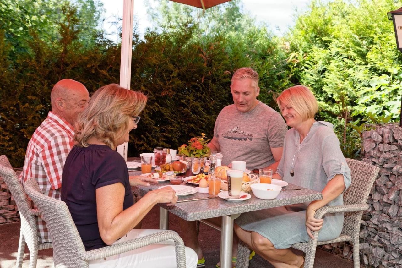 Wellnesshotel Deine Auszeit, Adults Only Achslach Εξωτερικό φωτογραφία