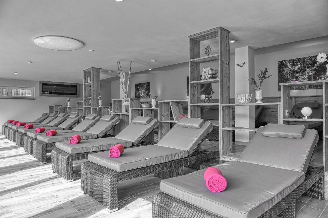 Wellnesshotel Deine Auszeit, Adults Only Achslach Εξωτερικό φωτογραφία