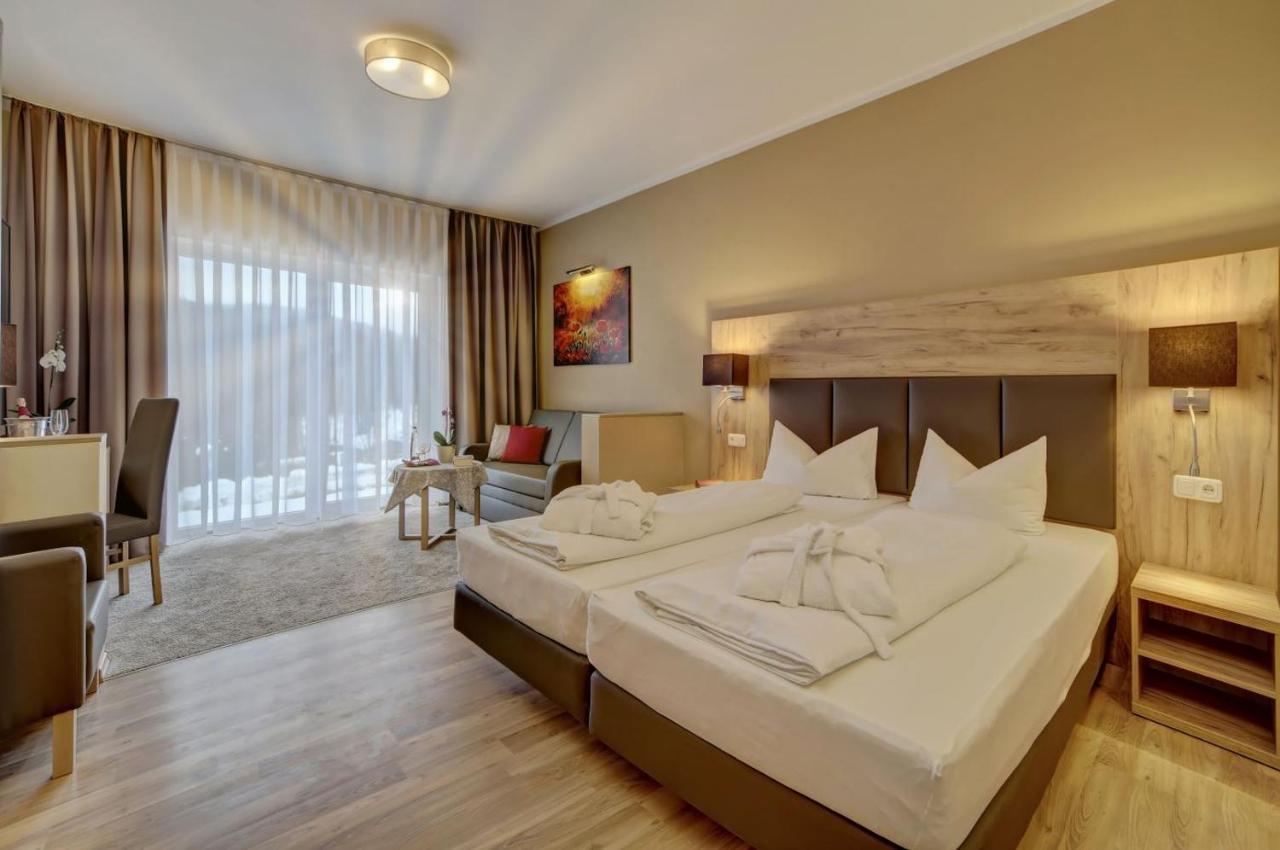 Wellnesshotel Deine Auszeit, Adults Only Achslach Εξωτερικό φωτογραφία
